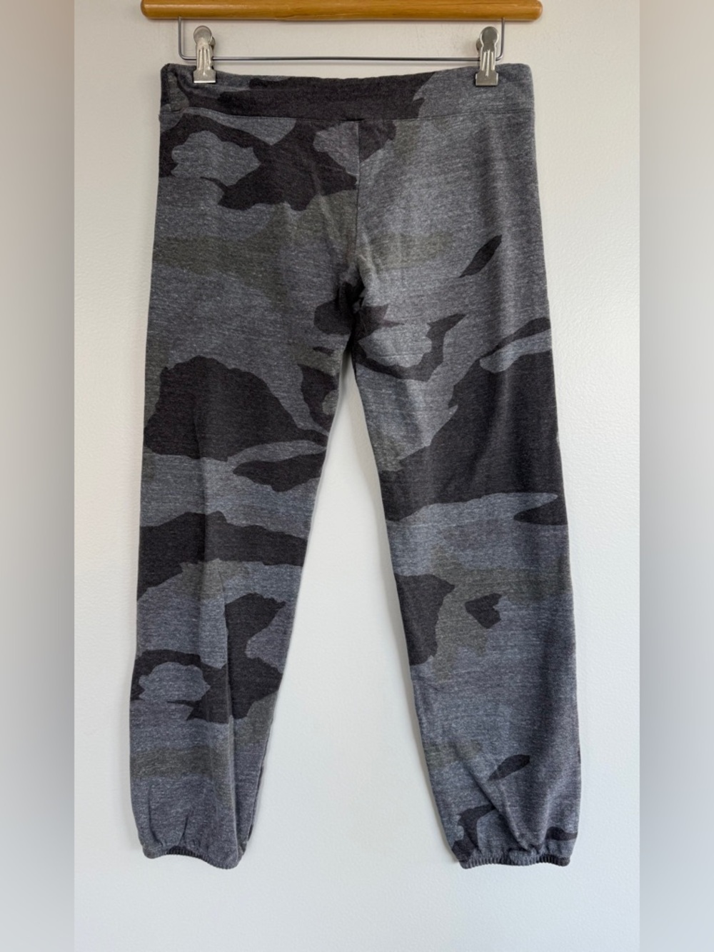 Monrow Gray Camo Jogger Pants